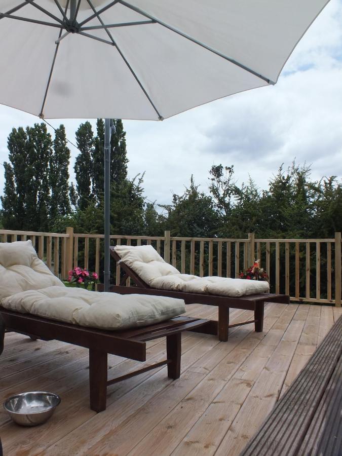 Country B&B Saint-Pierre-d'Eyraud Exterior photo